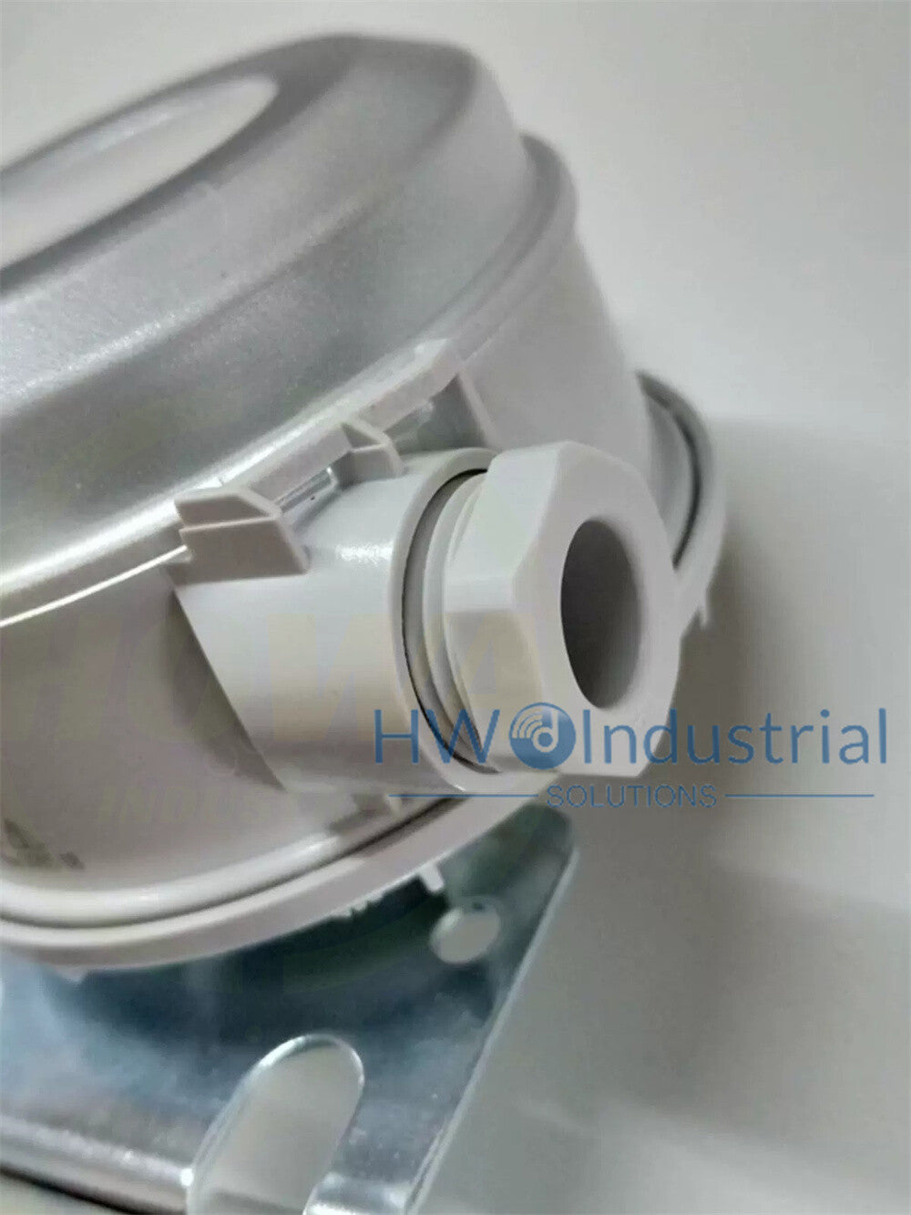 1/piece  HUBA Control Air Differential Pressure Switch 604.9410000 500-2000PA