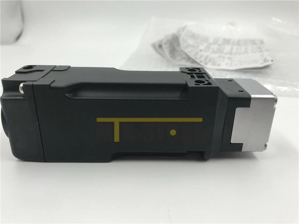 1pcs  IDEC HS5L-VD44M-G spring lock safety switch #P