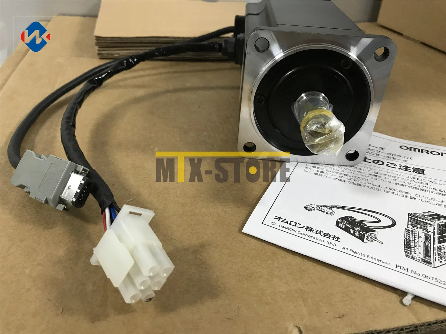 1PCS    servo motor R7M-A75030-BS1 with   Box Omron #P