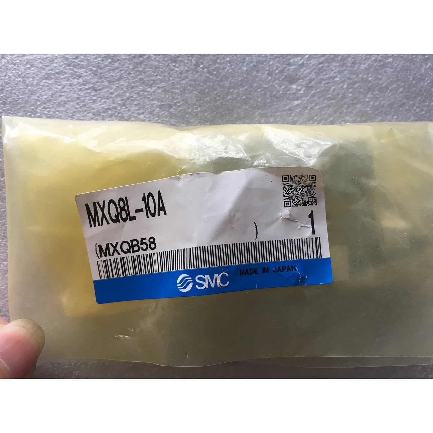 one  SMC MXQ8L-10A pneumatic cylinder Free shipping #P