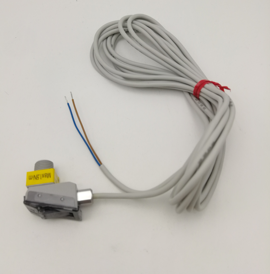 1PC  CKD Pressure switch PPE-P10-6 Fast delivery