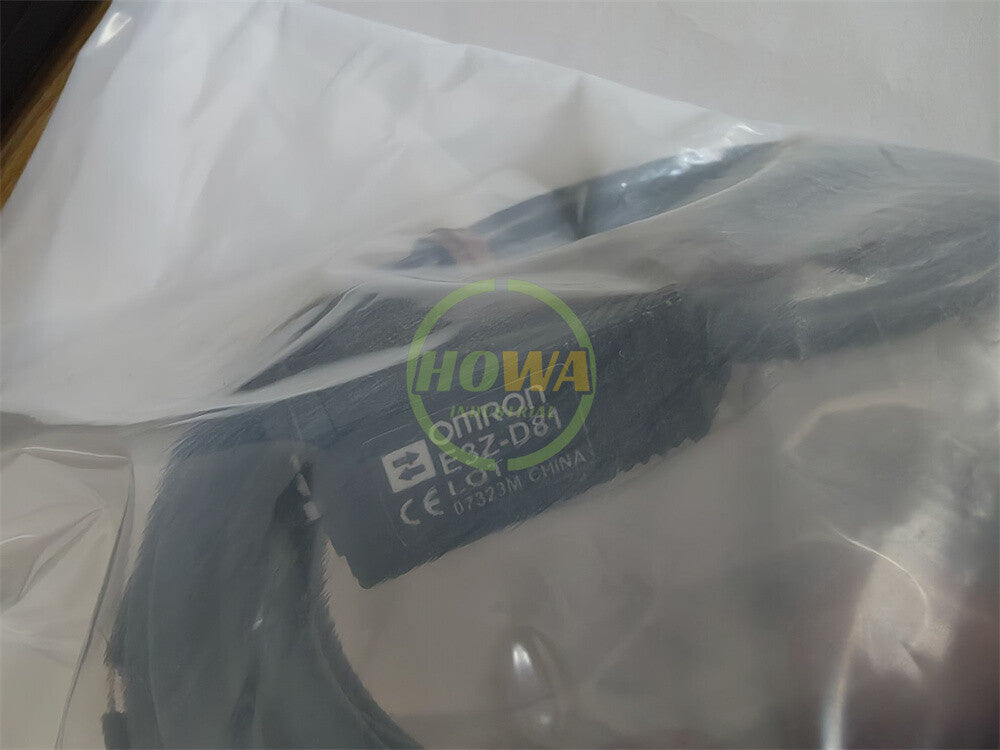 1PC  Omron E3Z-D81 Photoelectric Switch Sensor,12-24V DC