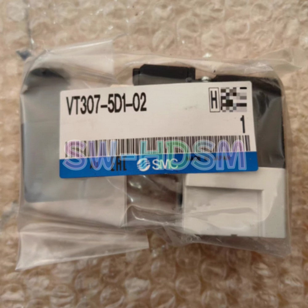 1PCS  for SMC Solenoid Valve VT307-5D1-02 Freight Free