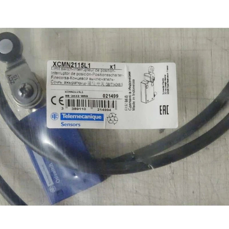 1PCS   XCMN2115L1 Schneider XCMN2115L1 Limit Switch  Fast Shipping #P