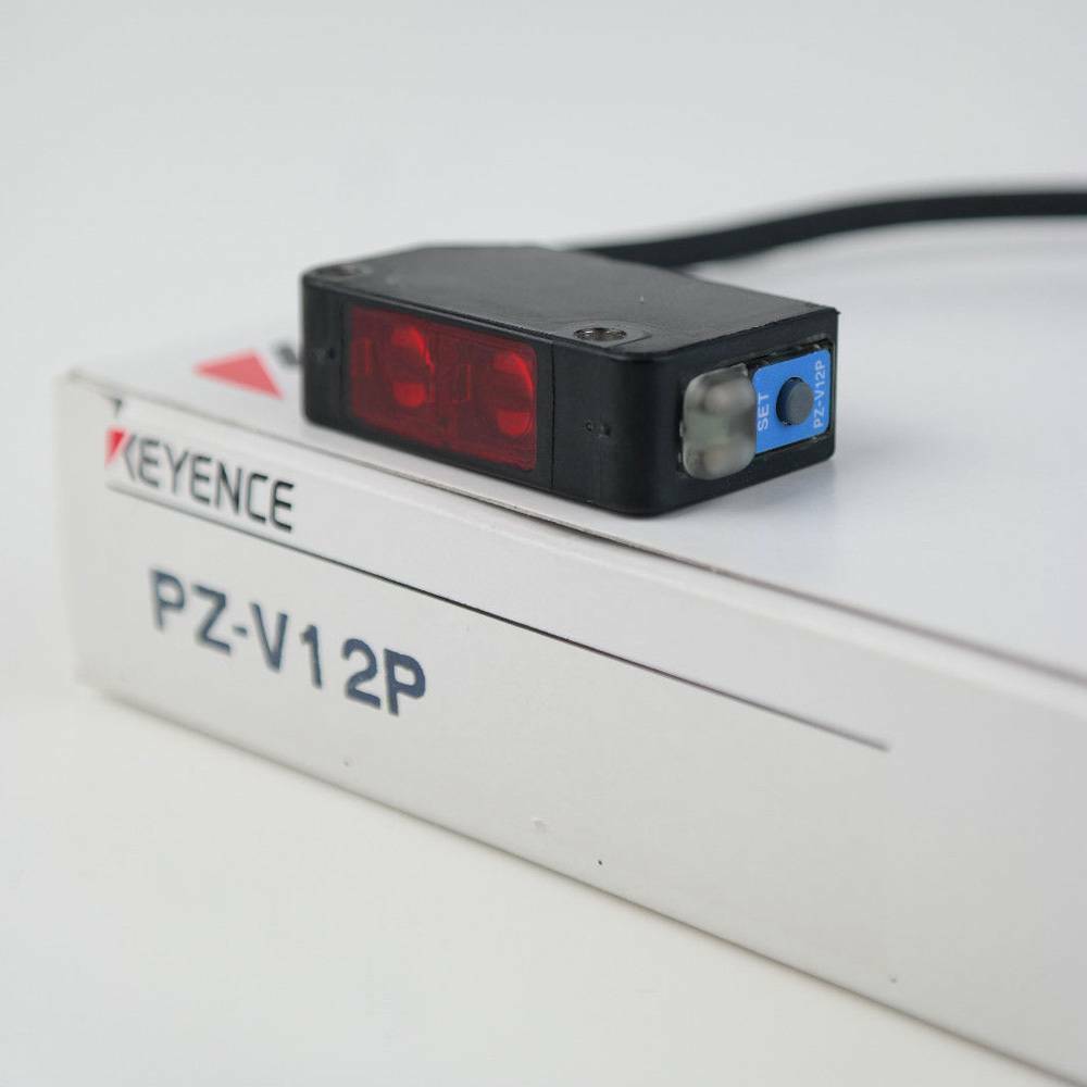 1PC KEYENCE PZ-V12P Photoelectric Sensor  Fast delivery Quality Assurance