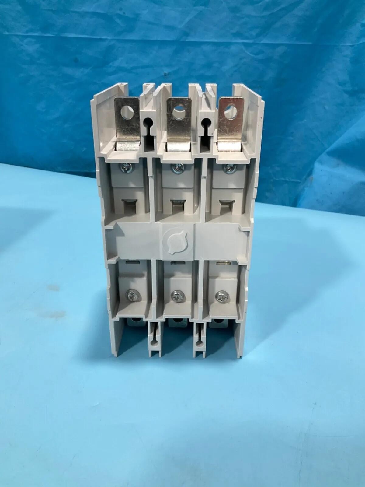 1PC  Boxed ABB A145-30-11-84 3P 120 V coil Contactor