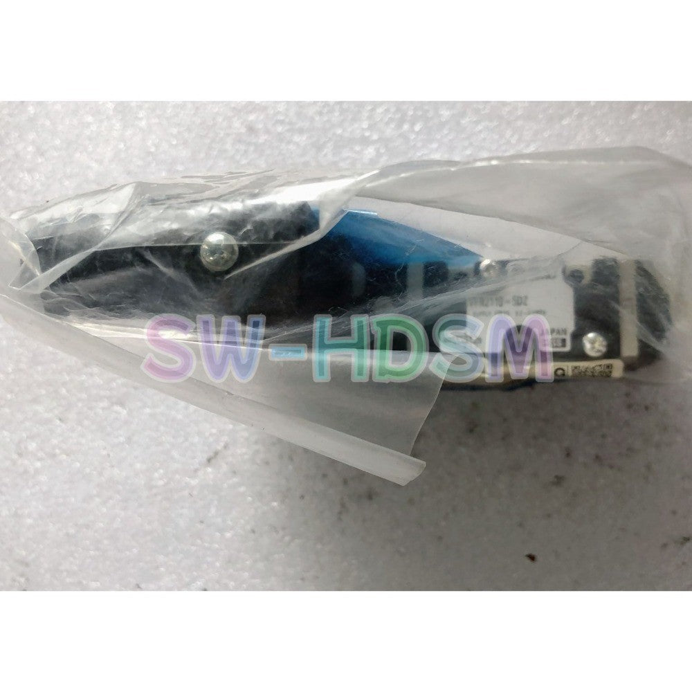 1PCS  SMC VFR2110-5DZ Solenoid Valve Freight Free
