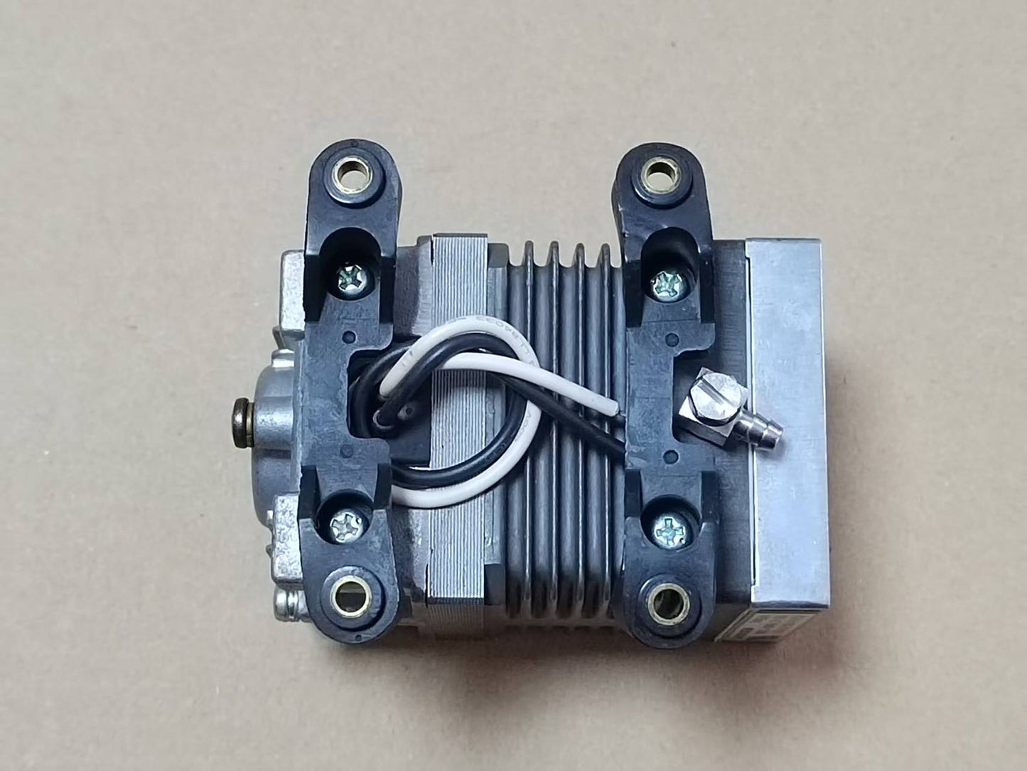 MEDO Vacuum Pump AC0110-A1053-D5-0511 115V 0.28A 50/60Hz Fast delivery