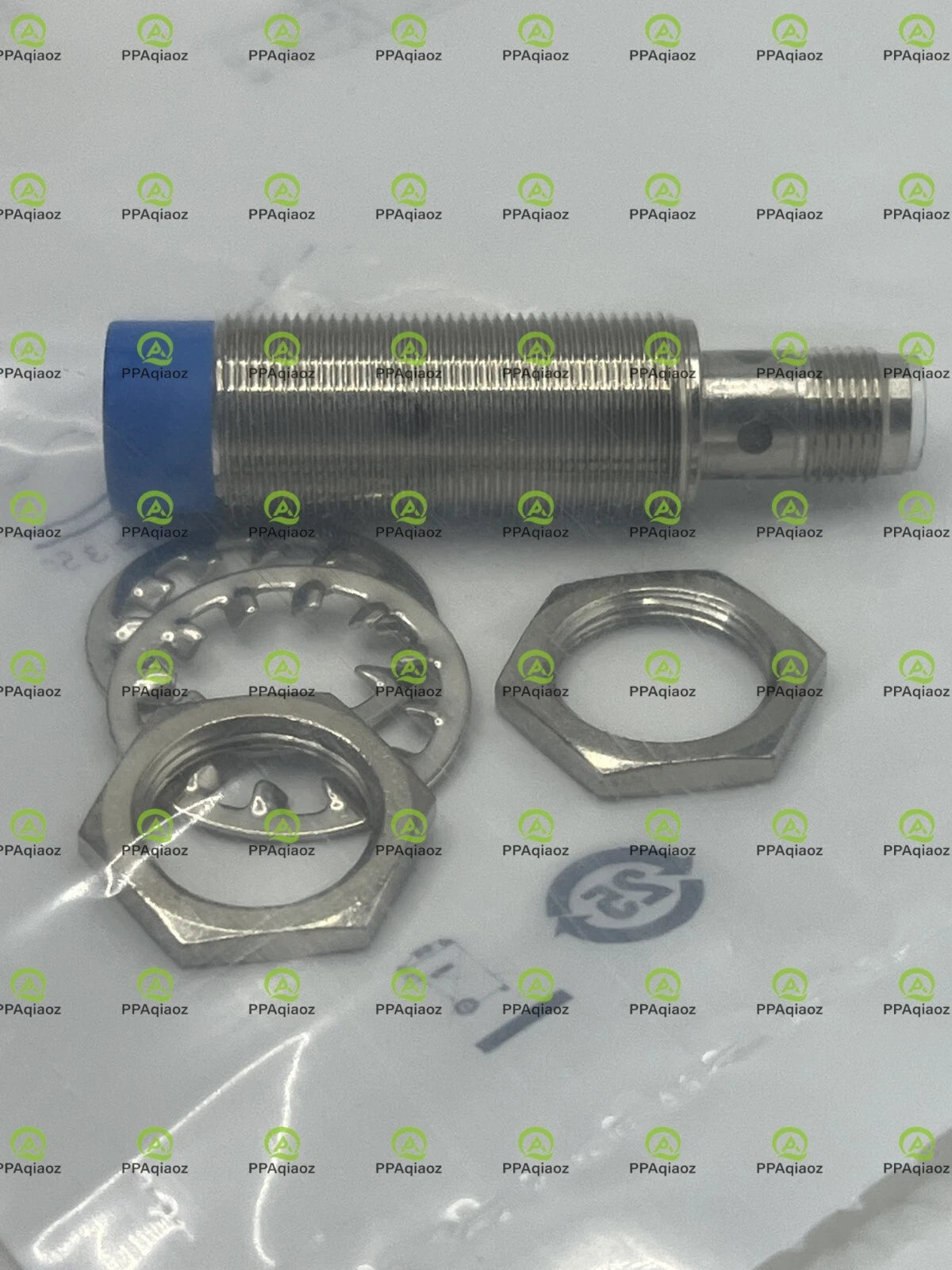 One For SICK proximity switch IME18-12NPSZC0S 1040982  #P