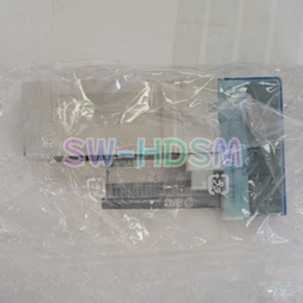 1PCS  FOR SMC Solenoid Valve SY5A00-5U1 Freight Free