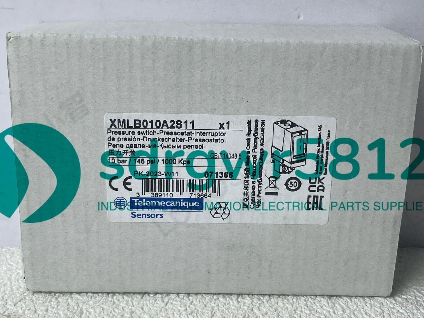 In Box Telemecanique XMLB010A2S11 Pressure Switch Fastshipping  #P
