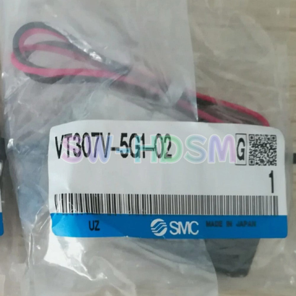 1PCS  for SMC Solenoid Valve VT307V-5G1-02 Freight Free