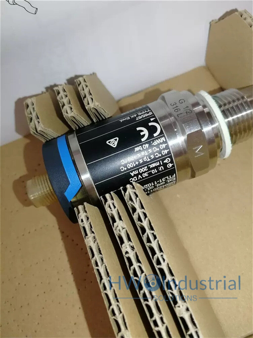 1PC  E H Tuning Switch Fork Liquid Level Sensor FTL31-1102/0 FTL31-AA4M2AAWBJ