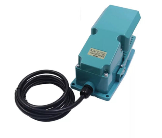 1 PCS  CNTD CFS-302 Foot Switch one meter Line Free shipping