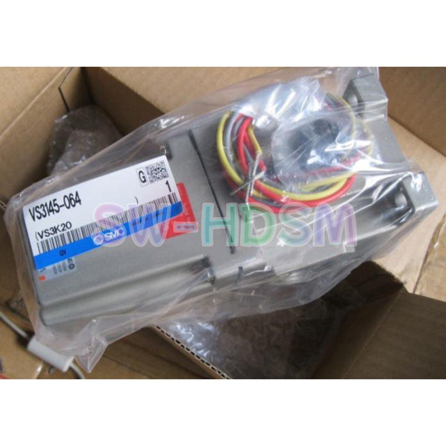 1PCS  for SMC VS3145-064 Three-way Solenoid Valve Freight Free