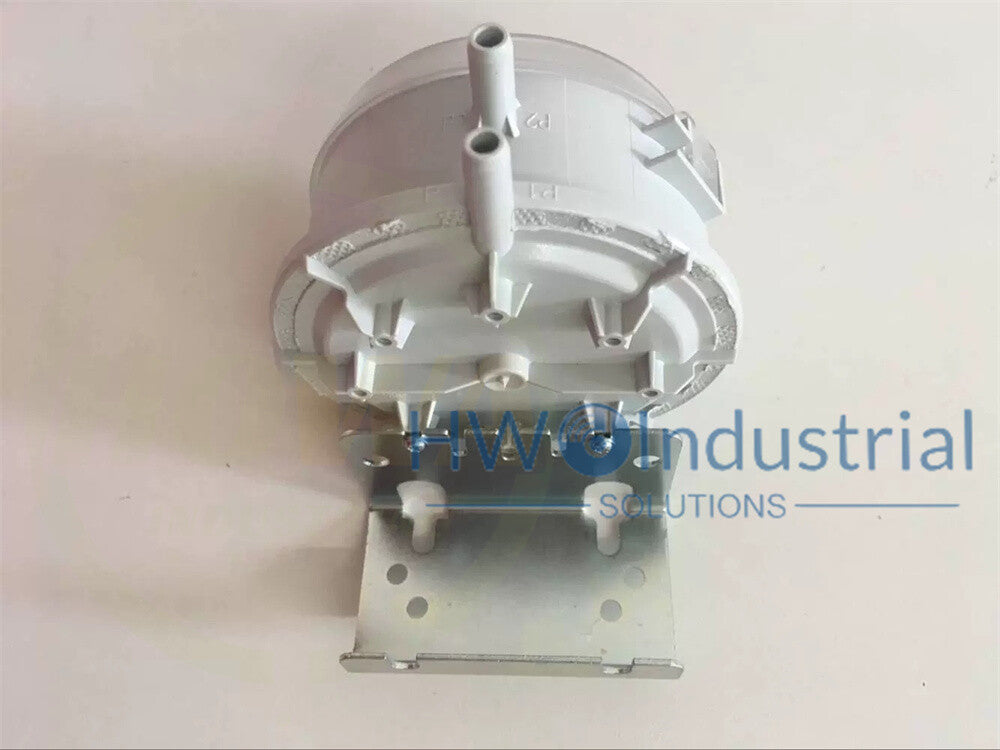 1/piece  HUBA Control Air Differential Pressure Switch 604.9410000 500-2000PA
