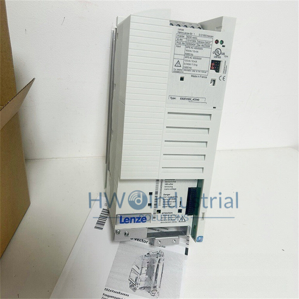 1/Piece LENZE Inverter E82EV552K4C040 E82EV552-4C040 Free Shipping