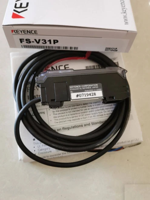 1pcs KEYENCE FS-V31P FSV31P  ZL8 #P