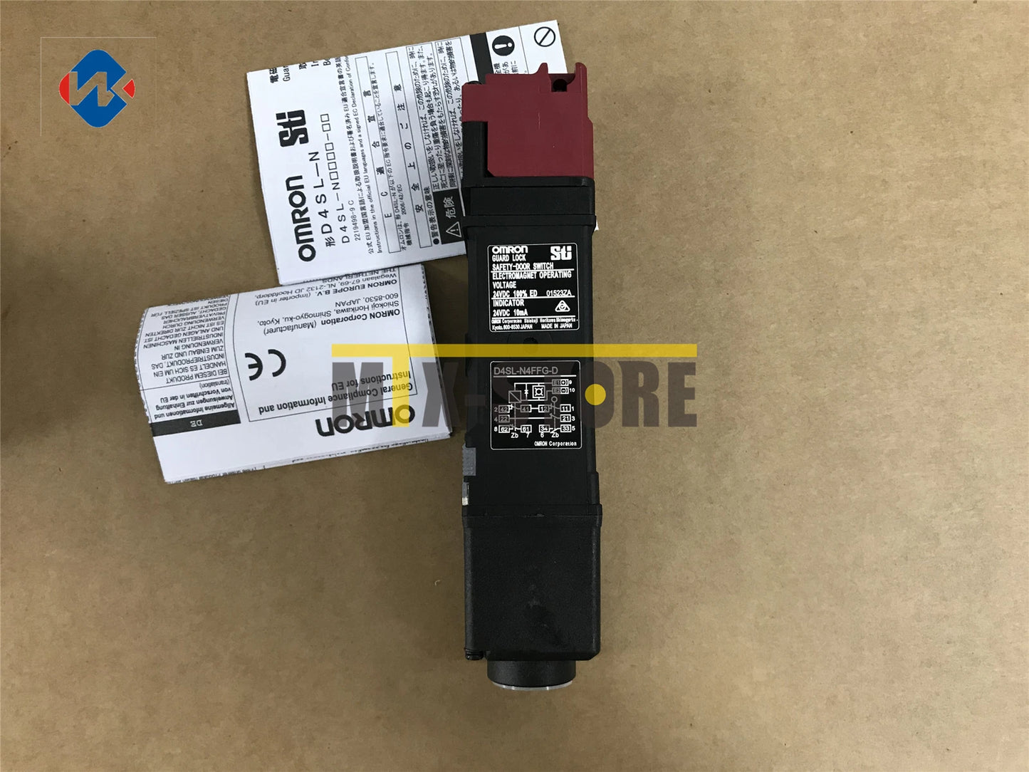 1PC   Omron safety door switch D4SL-N4FFG-D #P