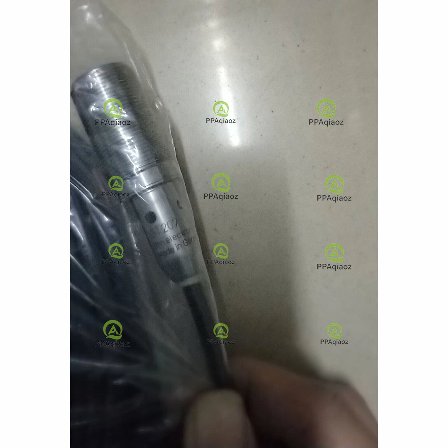 1PC  IFM IGT207 Proximity Switch Sensor Free Shipping