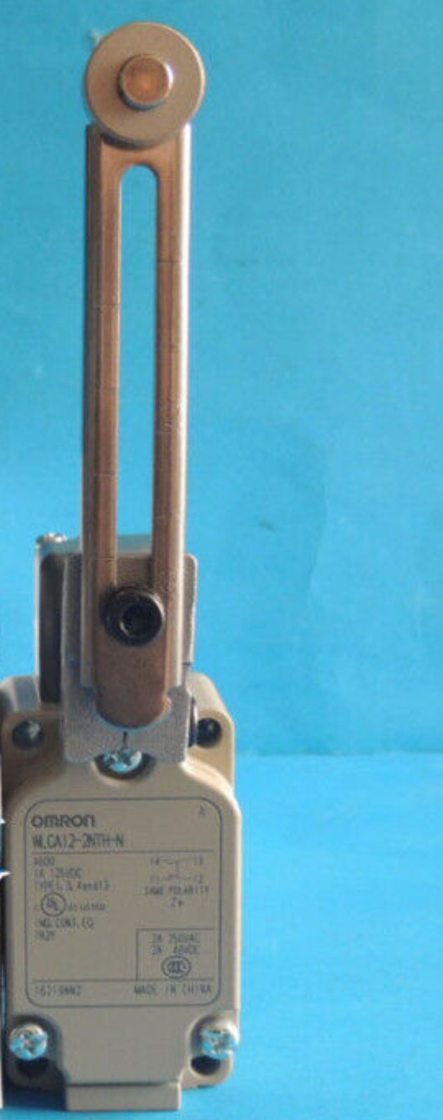 1PCS OMRON WLCA12-2NTH-N WLCA122NTHN LIMIT SWITCH IN BOX -
