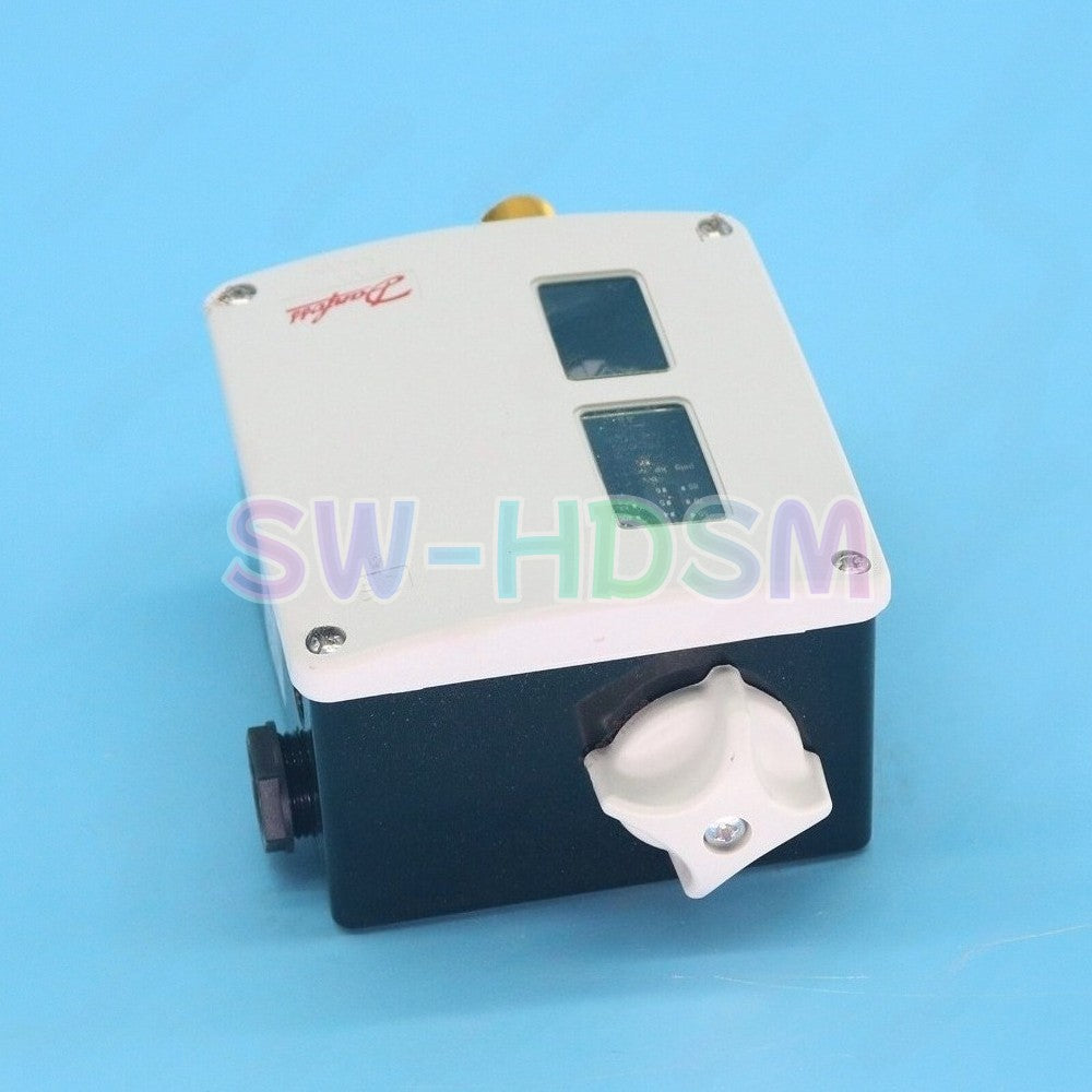1PCS  for Danfoss 017-523766 RT200 Pressure Switch Freight Free