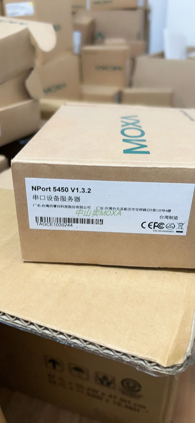 1pcs  MOXA Nport 5410 RS-232 4-port DB9-pin Serial Server