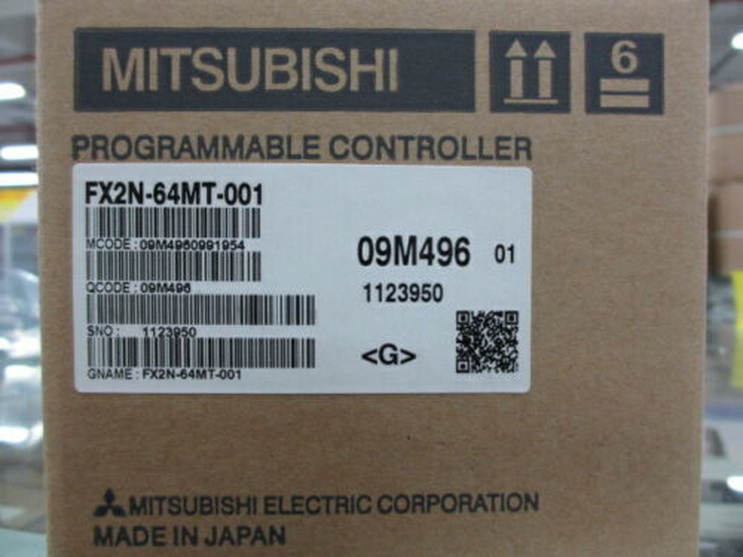1pcs Mitsubishi PLC FX2N-64MT-001 FX2N64MT001