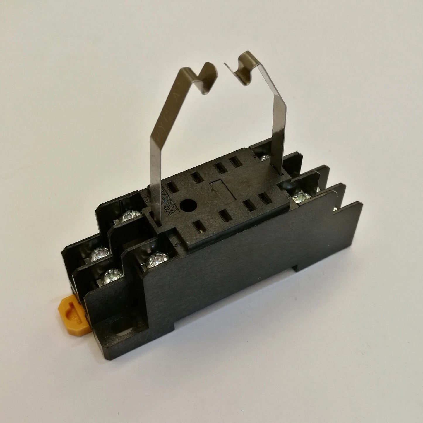 MY2N-J MY2NJ HH52P-L 24V DC Coil Cube Relay & PYF08A Socket Base