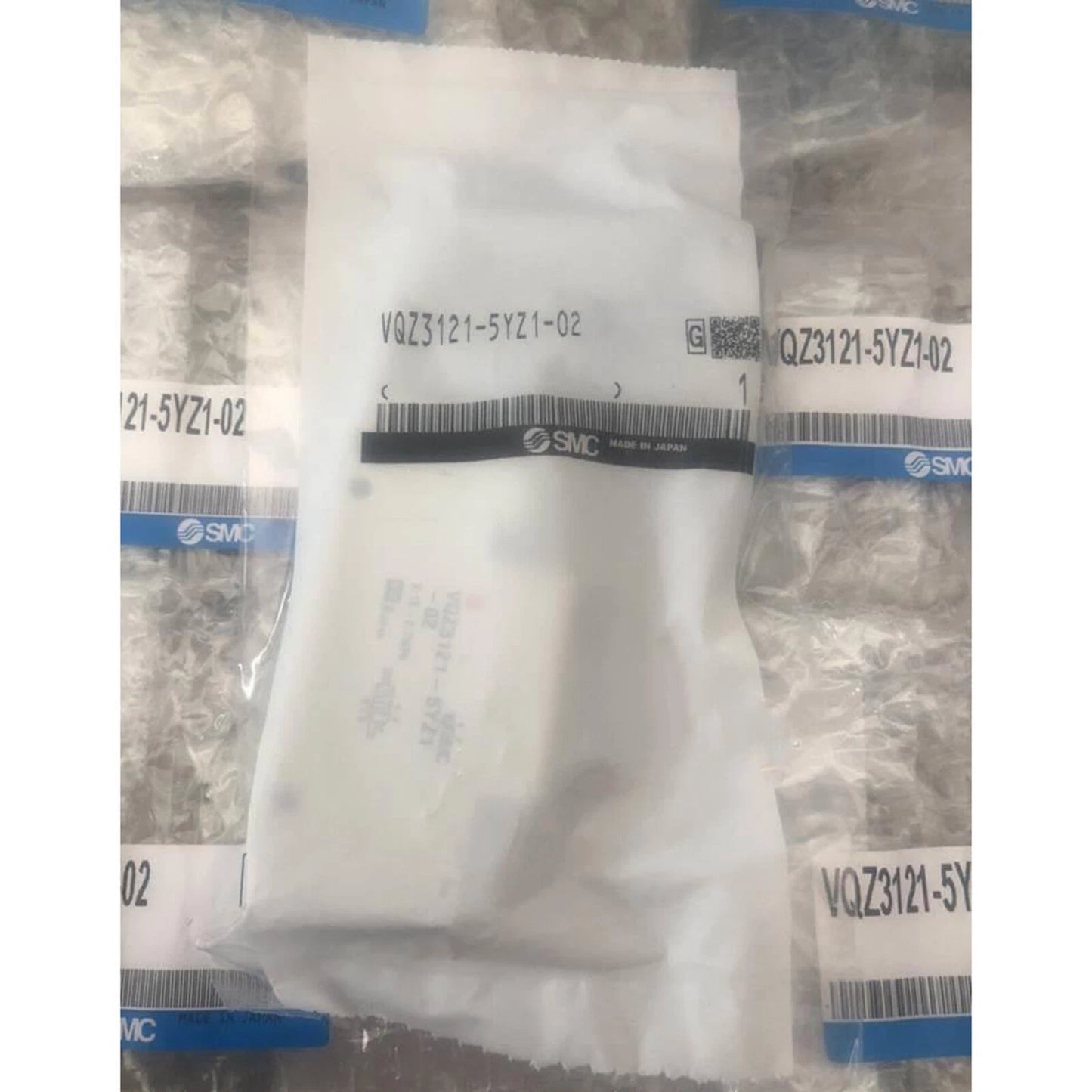 1PC  SMC VQZ3121-5YZ1-02 solenoid valve Free Shipping #P