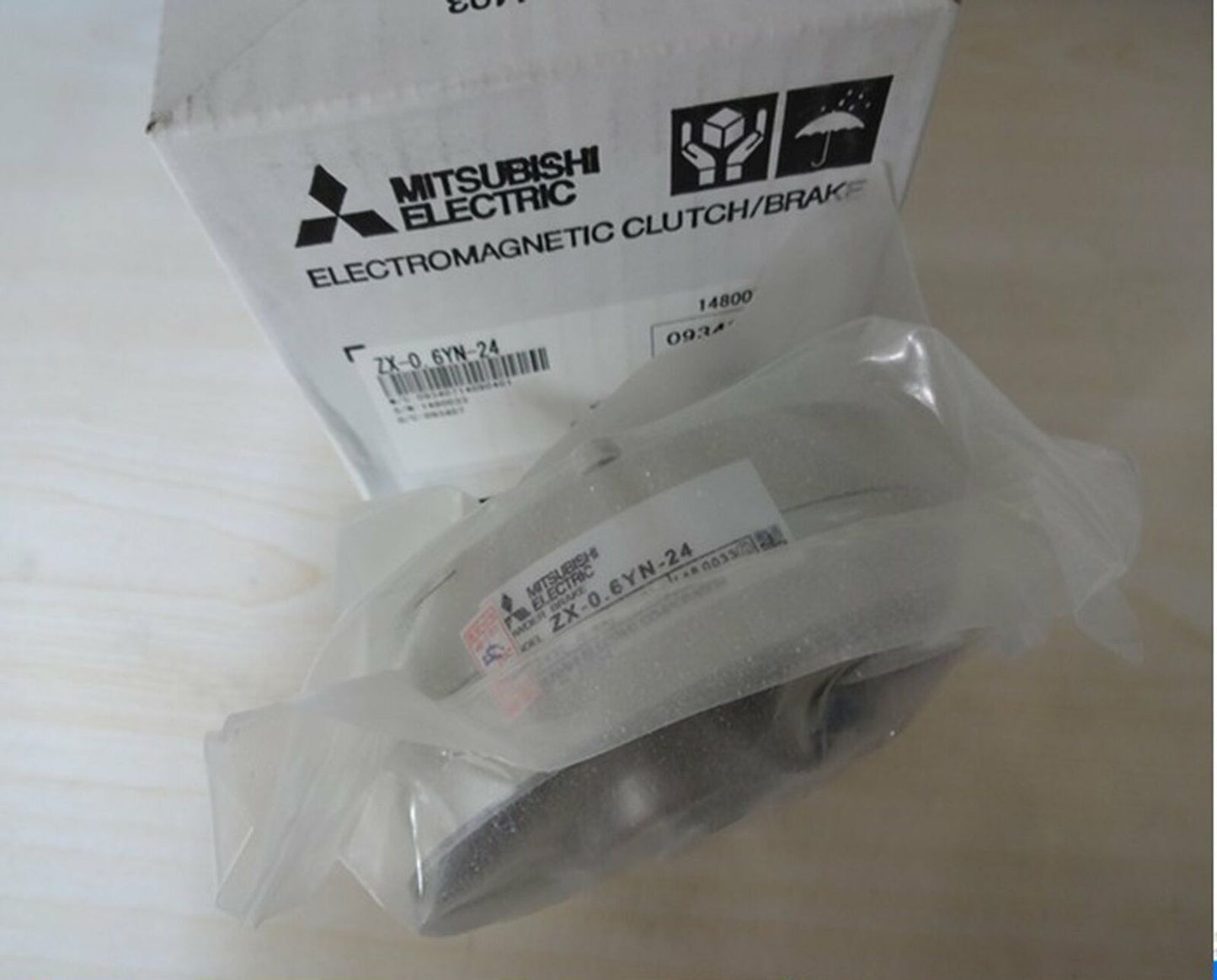 1PC For Mitsubishi ZX-0.6YN-24 magnetic powder brake