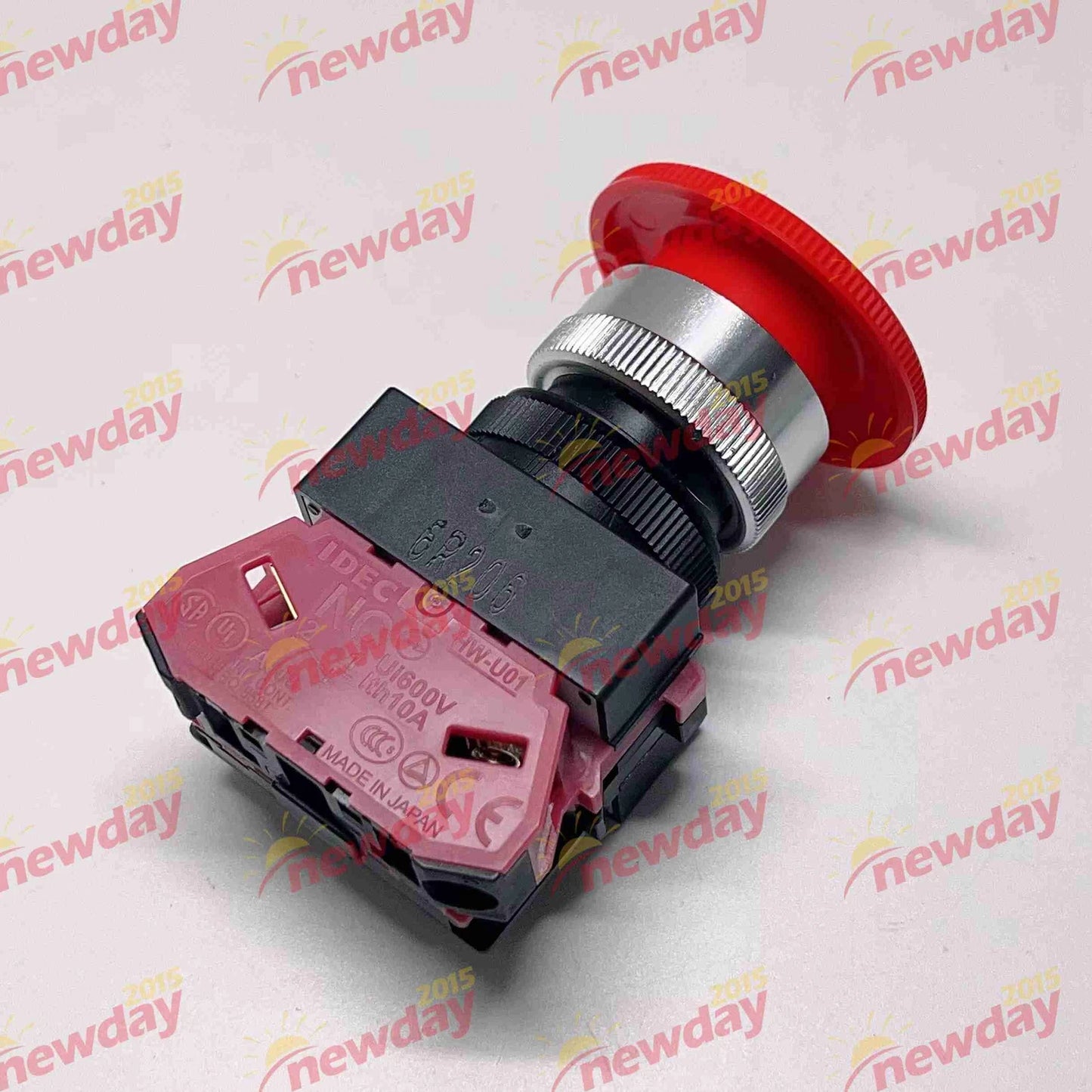 1pc AVW401R