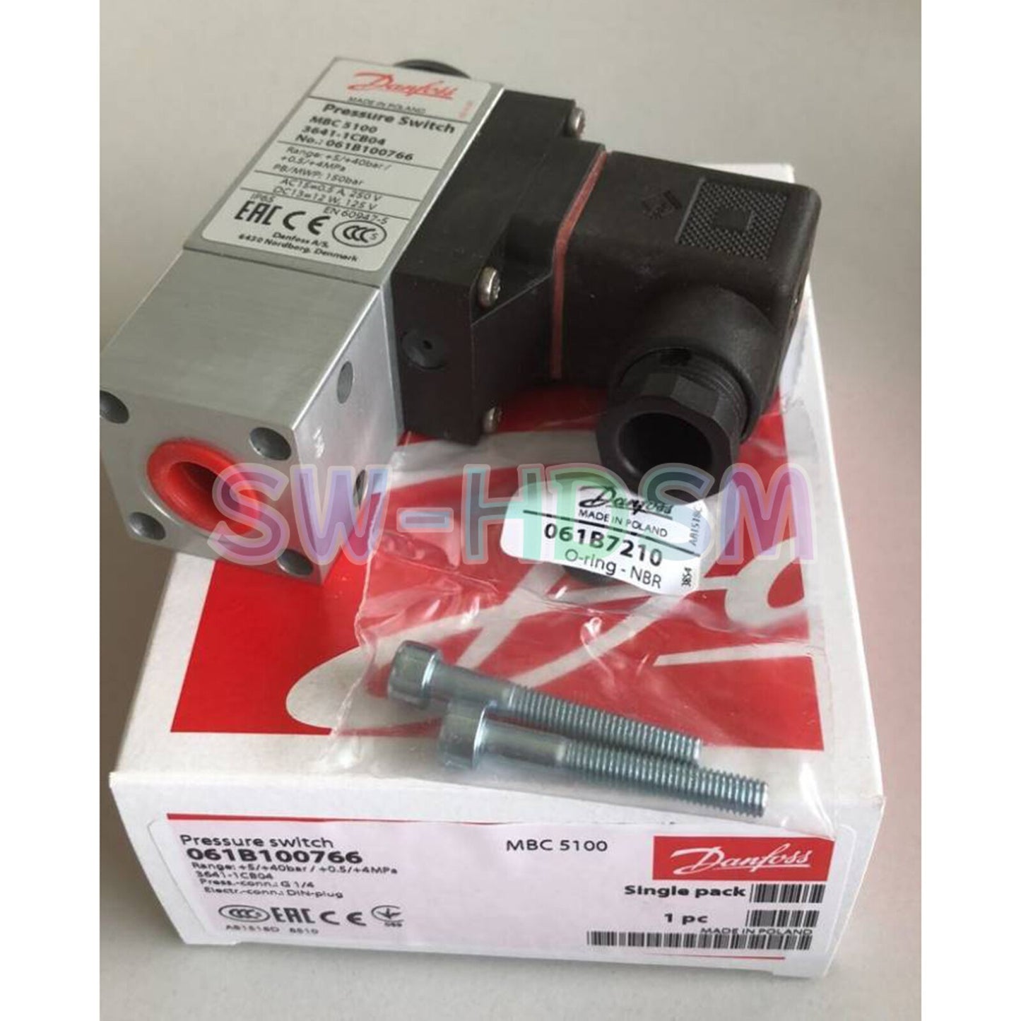 1PCS  for DANFOSS MBC5100 061B100766 Pressure Switch Freight Free