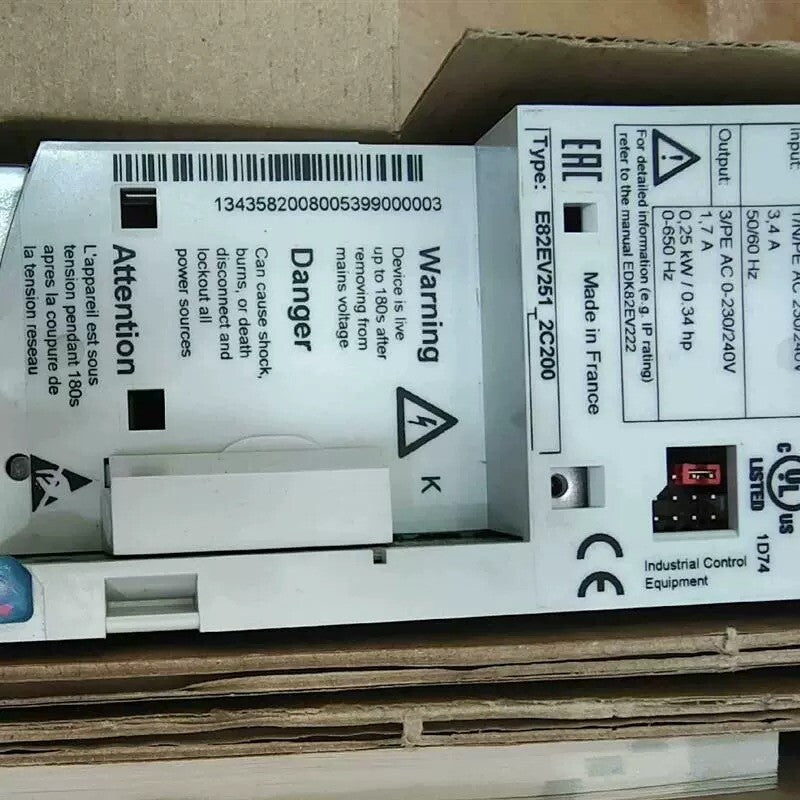 1/Piece  E82EV251K2C200 E82EV251-2C200 1-240V 0.25KW Lenze Inverter