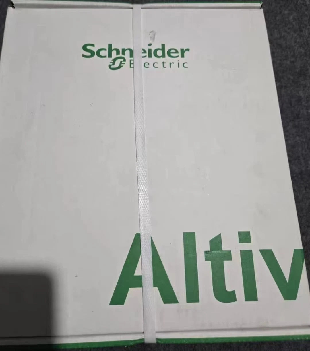 1 PC  ATV340U30N4 Schneider frequency converter ATV340 UPS or