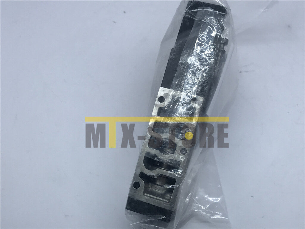 CKD Solenoid Valve 4KB319-00-LS-DC24V 1pcs  4KB319-00-LS DC24V Fast delivery