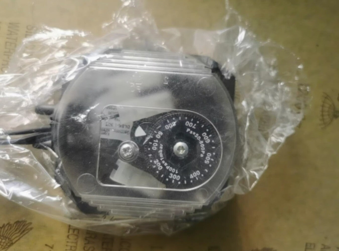 ONE  Krom Schroder Pressure switch DL8K-1 30Z