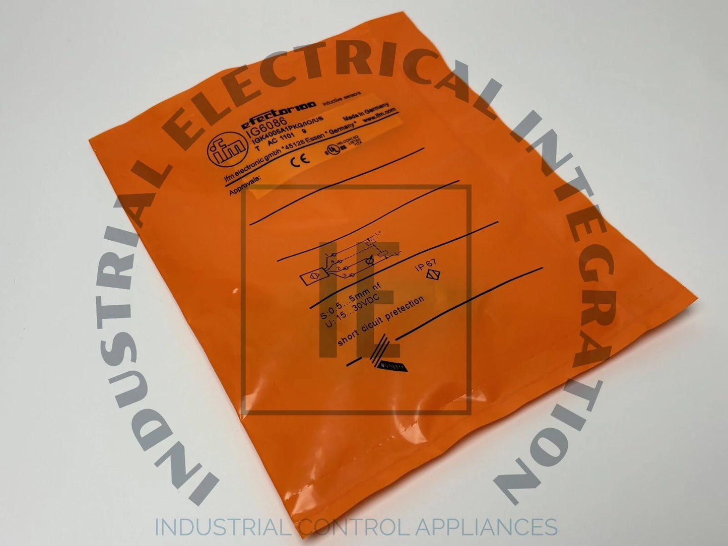 IG6086 1PCS   IFM IG6086 Proximity Switch Sensor  Fast delivery #P