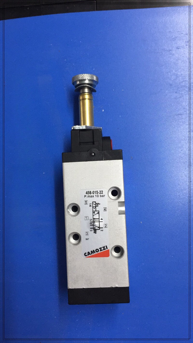 1pcs CAMOZZI 458-015-22 / 45801522 solenoid valve ( )