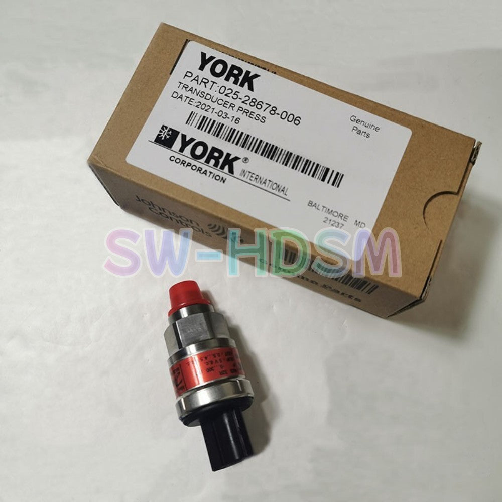 1PCS   YORK 025-28678-006 Pressure Transducer Freight Free