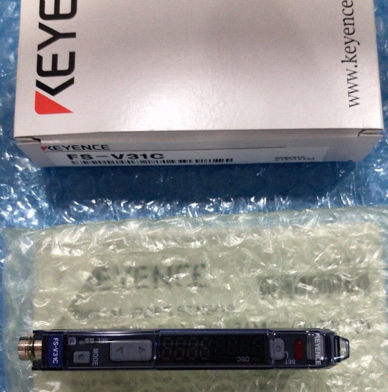 1pcs  KEYENCE FS-V31C Fiber Optic Sensor