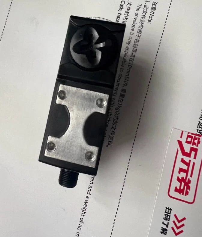 1PCS    TL50-W-815