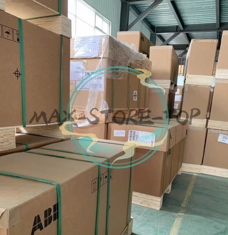 1 PC   ABB ACS880-01-023A-7 frequency converter Fast Shipping  or UPS