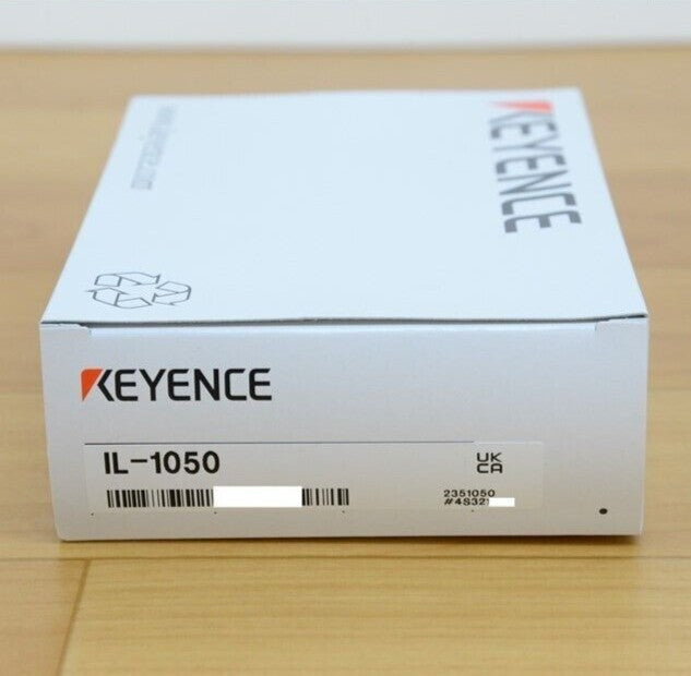 1pcs KEYENCE Laser Sensor IL-1050