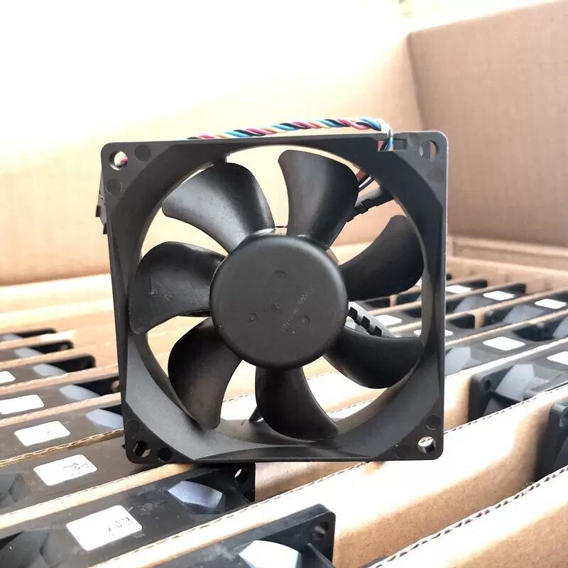 1/piece QUR0812SH 12V 0.50A 8025 8CM Delta 4-wire PWM Temperature Cooling Fan