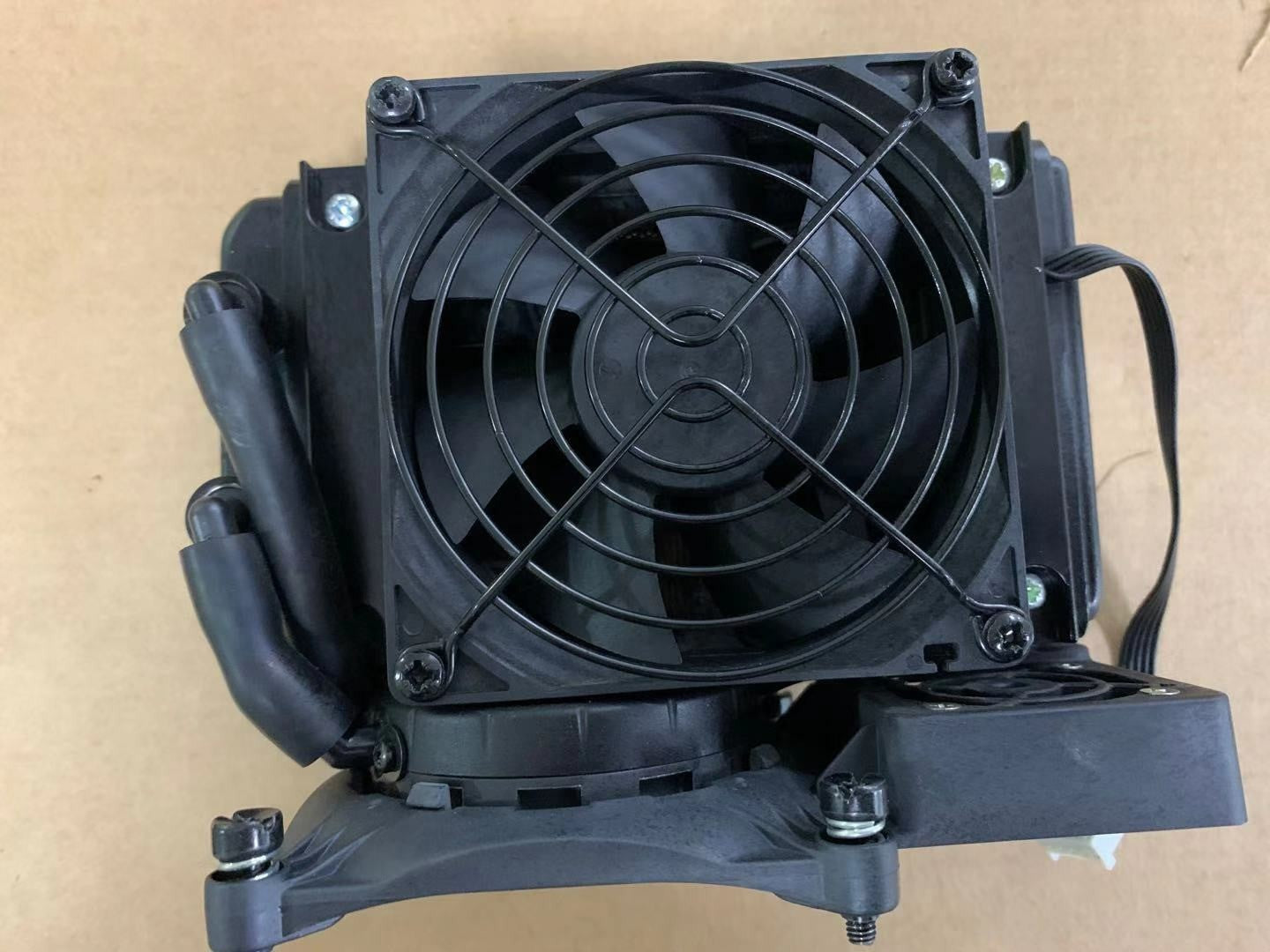 HP HP Z420 Water Cooling Radiator Fan 647289-001 647289-002 647289-003