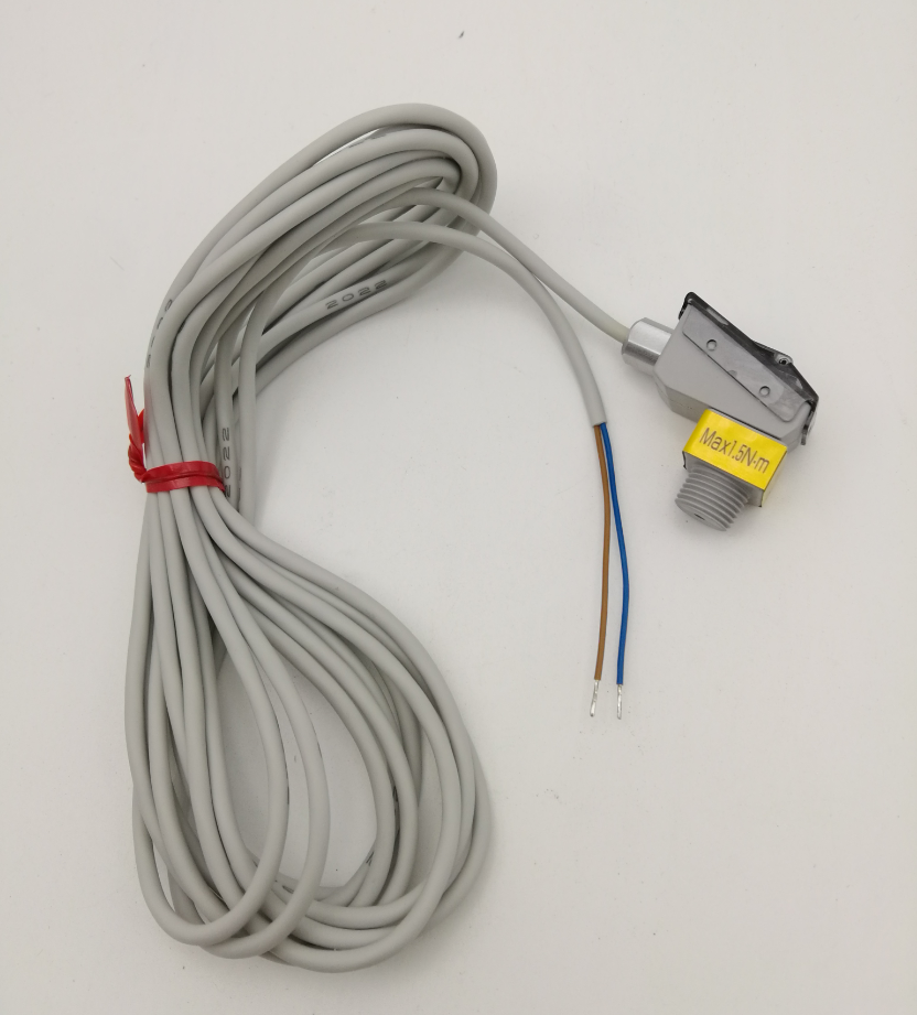 1PC  CKD Pressure switch PPE-P10-6 Fast delivery