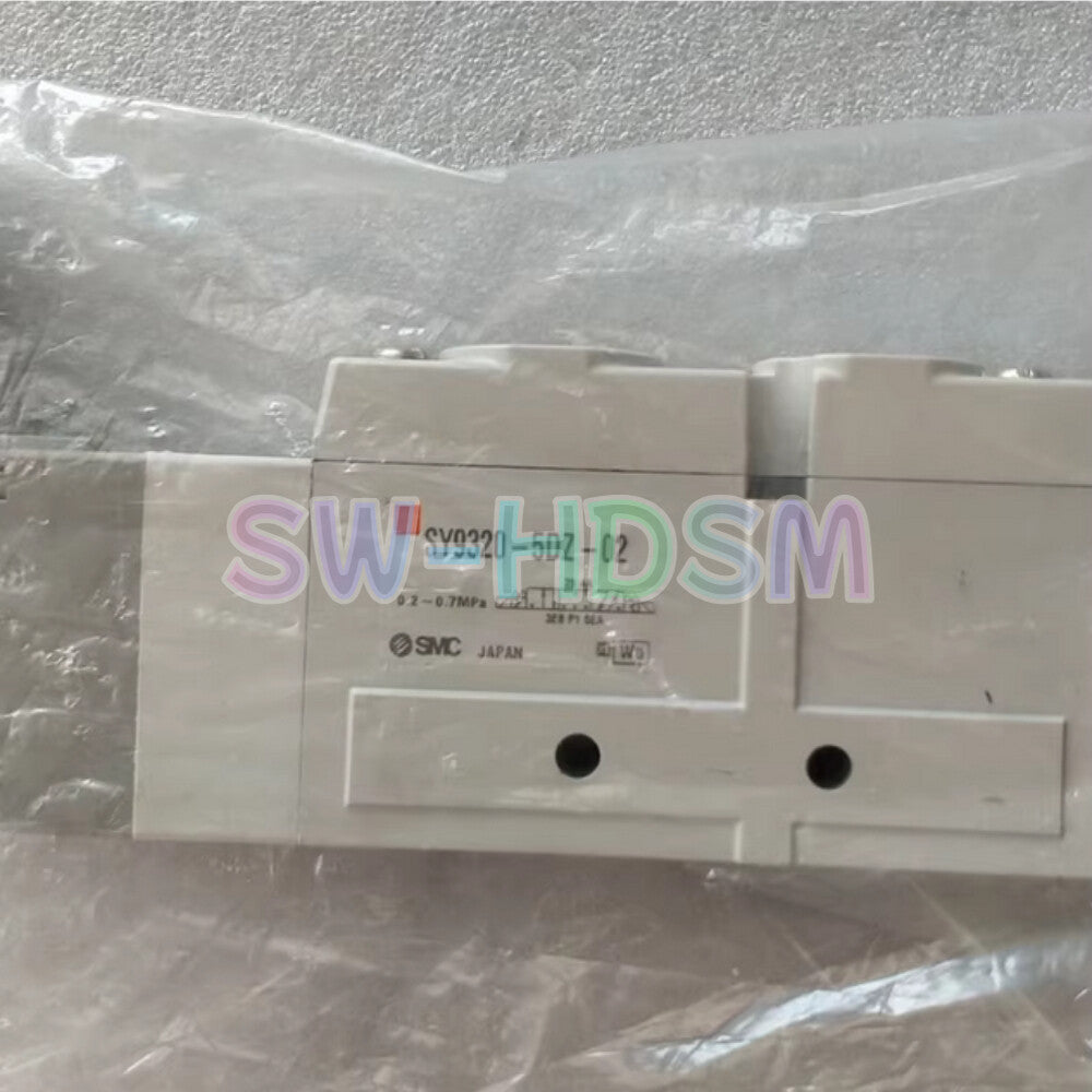 1PCS  for SMC Solenoid valve SY9320-5DZ-02 freight free