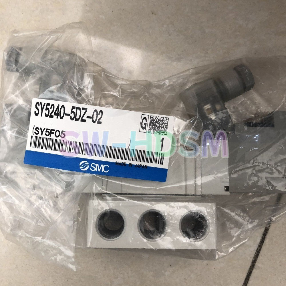 1PCS  for SMC Solenoid Valve SY5240-5DZ-02 Freight Free