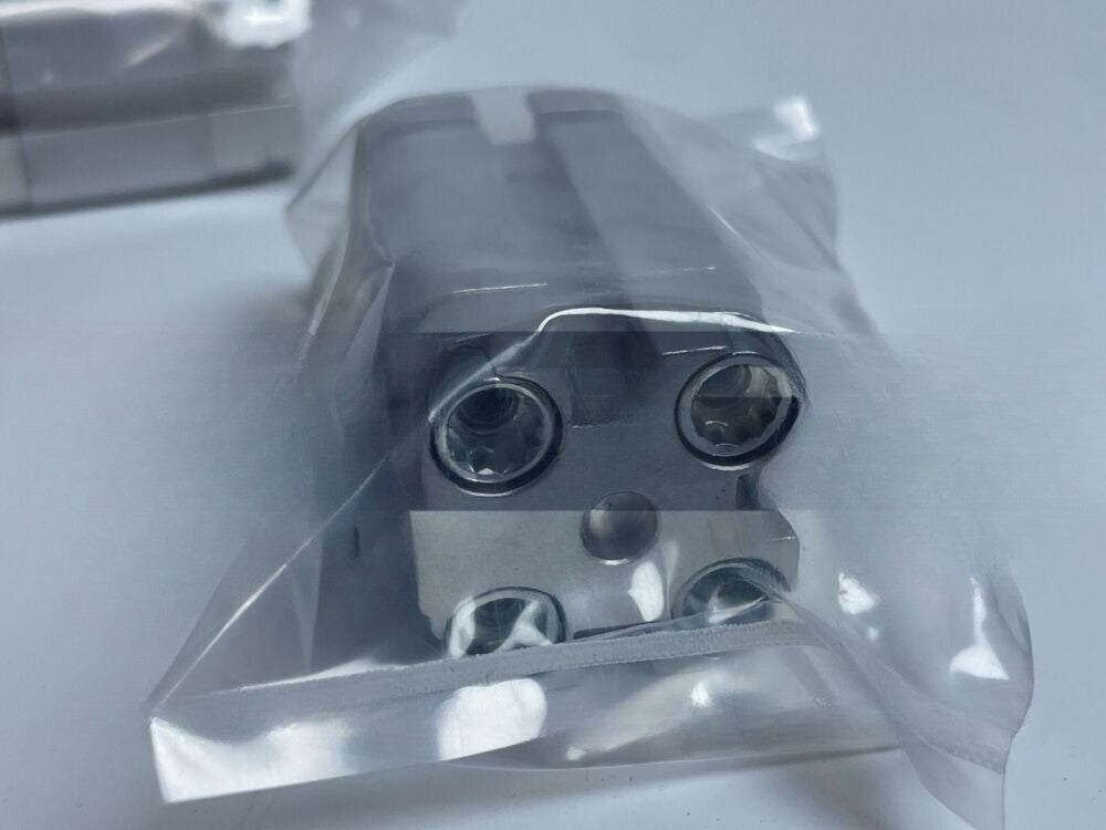 1pcs  FOR Festo   ones Cylinder ADVUL-16-10-P-A 156852